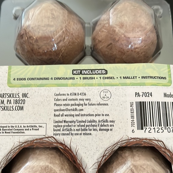 Dinosaur Dig Mystery Pack - Picture 3 of 3